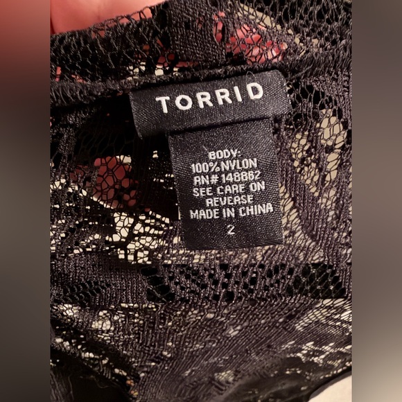 Torrid Black Lace Sleeveless Top - Picture 5 of 7